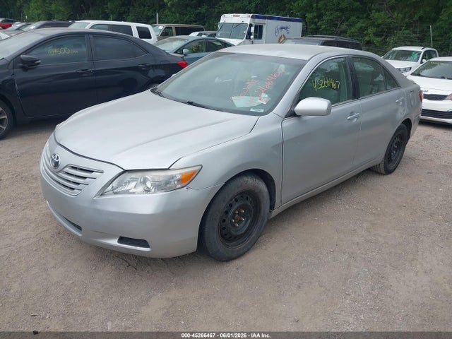 45266467 :رقم المزاد ، 4T1BF3EK7BU188221 vin ، 2011 Toyota Camry Le مزاد بيع