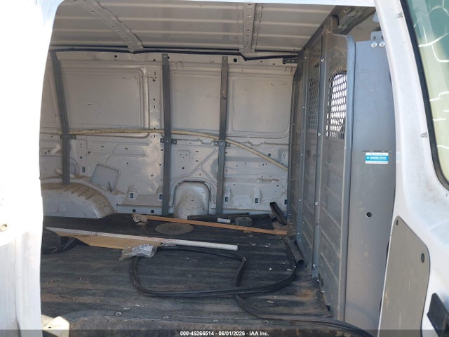 1FTNE2EW4EDA18601 Ford E-250 Commercial