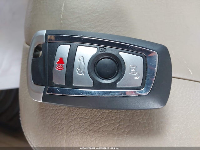 2014 Bmw 528i მანქანა იყიდება აუქციონზე, vin: WBA5A5C51ED502116, აუქციონის ნომერი: 45266517