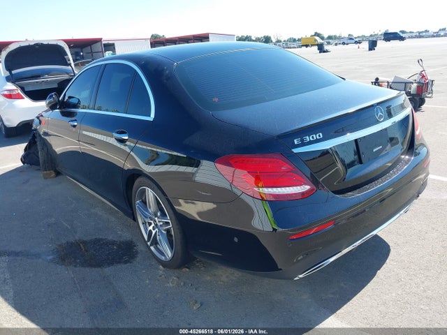 Mercedes-Benz E 300 2019 WDDZF4JB2KA503318 Image 3