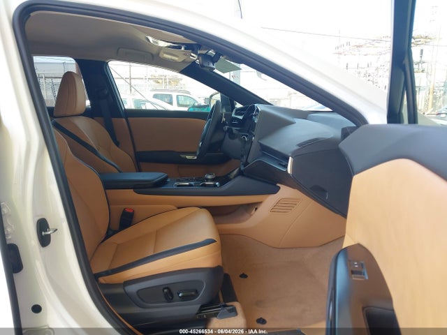 Продажа на аукционе авто 2025 Lexus Rz Rz 300e, vin: JTJABABB0SA011402, номер лота: 45266534