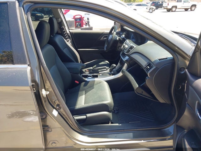 45266537 :رقم المزاد ، 1HGCR2F31FA040379 vin ، 2015 Honda Accord Lx مزاد بيع