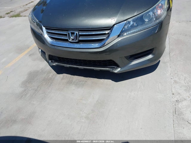 45266537 :رقم المزاد ، 1HGCR2F31FA040379 vin ، 2015 Honda Accord Lx مزاد بيع