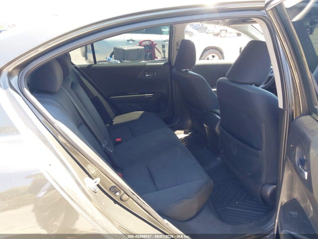 45266537 :رقم المزاد ، 1HGCR2F31FA040379 vin ، 2015 Honda Accord Lx مزاد بيع