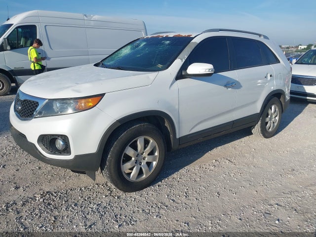 Продаж на аукціоні авто 2013 Kia Sorento Lx, vin: 5XYKT3A66DG380174, номер лоту: 45266542
