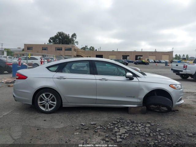 3FA6P0LU0JR173805 Ford Fusion Hybrid Se