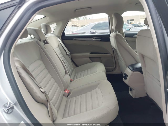 3FA6P0LU0JR173805 Ford Fusion Hybrid Se