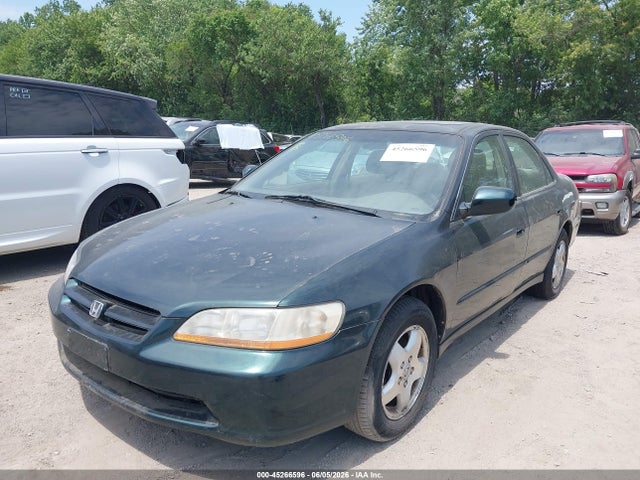 2000 Honda Accord 3.0 Ex მანქანა იყიდება აუქციონზე, vin: 1HGCG1651YA047014, აუქციონის ნომერი: 45266596