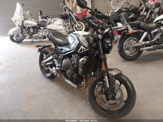 Triumph Motorcycle Trident 660 2022 SMTL10UL4NTAY4719 Image 1