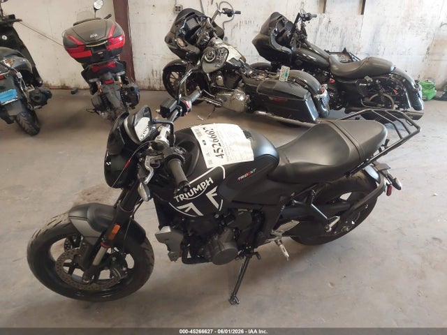 Auction sale of the 2022 Triumph Motorcycle Trident 660, vin: SMTL10UL4NTAY4719, lot number: 45266627