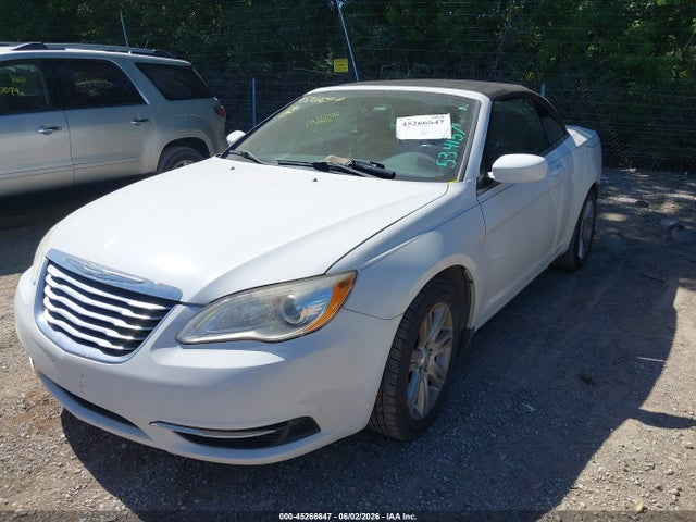Aukcja sprzedaży 2013 Chrysler 200 Touring, vin: 1C3BCBEB8DN539825, numer aukcji: 45266647