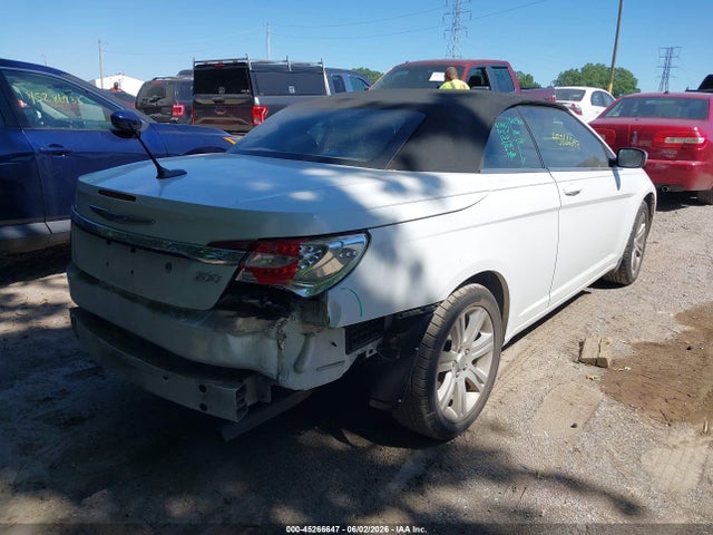 Aukcja sprzedaży 2013 Chrysler 200 Touring, vin: 1C3BCBEB8DN539825, numer aukcji: 45266647