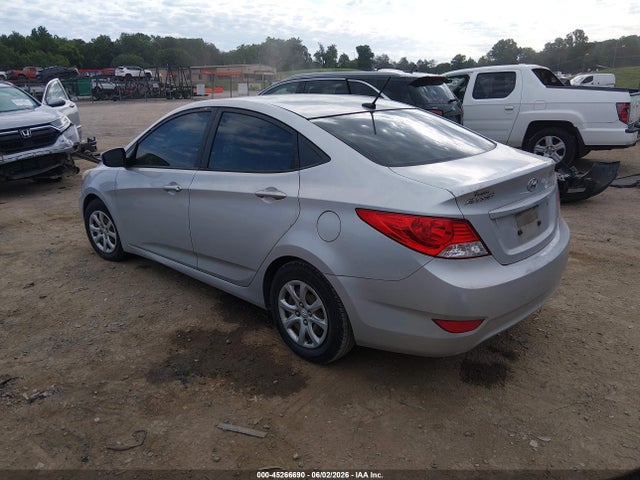 45266690 :رقم المزاد ، KMHCT4AE3DU501030 vin ، 2013 Hyundai Accent Gls مزاد بيع