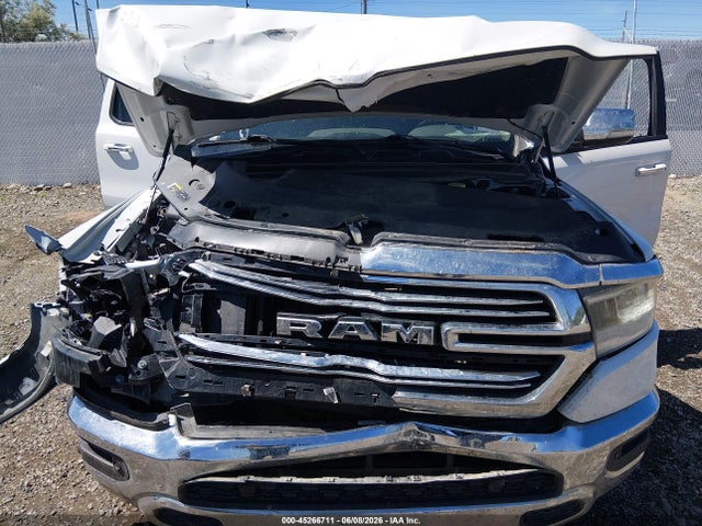 45266711 :رقم المزاد ، 1C6SRFRT1NN366811 vin ، 2022 Ram 1500 Laramie مزاد بيع