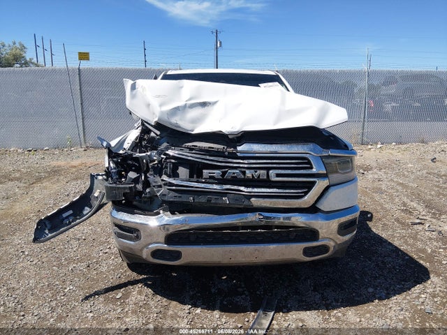 45266711 :رقم المزاد ، 1C6SRFRT1NN366811 vin ، 2022 Ram 1500 Laramie مزاد بيع