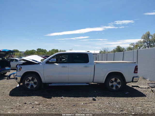 45266711 :رقم المزاد ، 1C6SRFRT1NN366811 vin ، 2022 Ram 1500 Laramie مزاد بيع