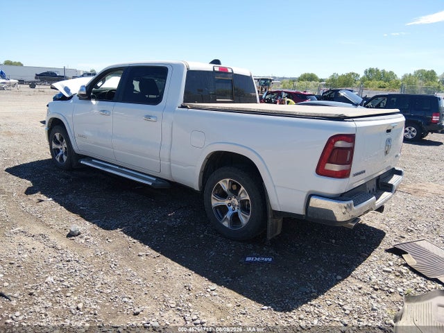 45266711 :رقم المزاد ، 1C6SRFRT1NN366811 vin ، 2022 Ram 1500 Laramie مزاد بيع