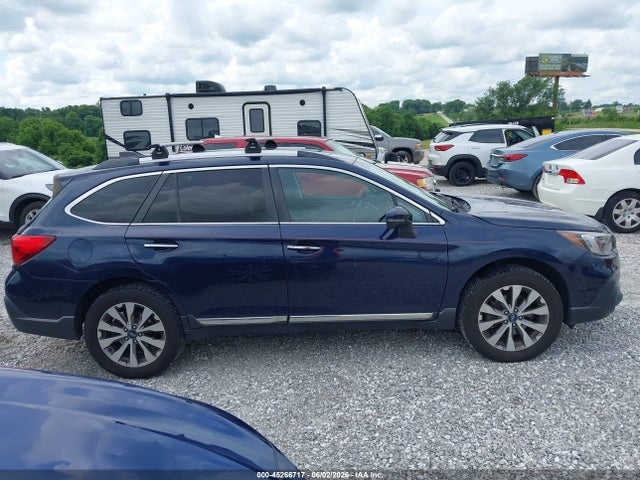 Subaru Outback 2.5i Touring 2018 4S4BSATC9J3204192 Image 13