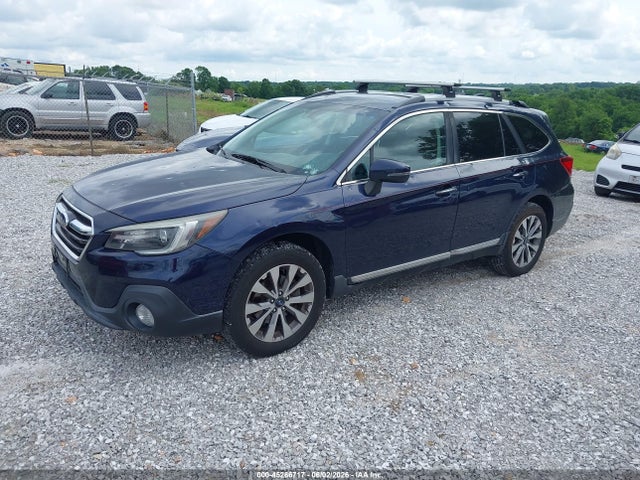 Subaru Outback 2.5i Touring 2018 4S4BSATC9J3204192 Image 2