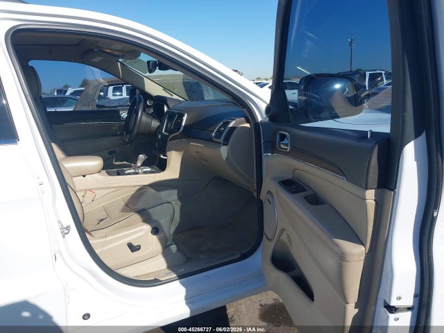 2017 Jeep Grand Cherokee Overland 4x2 მანქანა იყიდება აუქციონზე, vin: 1C4RJECG5HC793946, აუქციონის ნომერი: 45266727