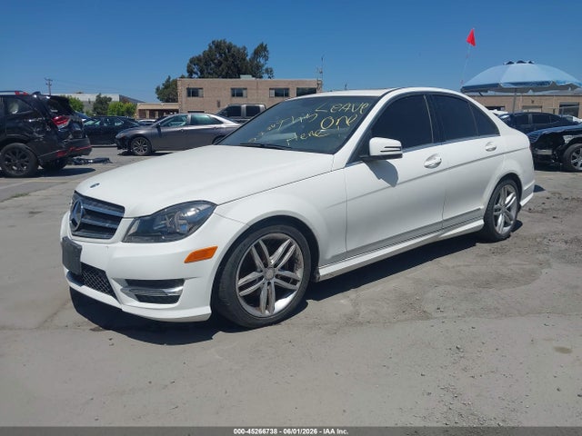 Auction sale of the 2014 Mercedes-benz C 250 Sport, vin: WDDGF4HB6EG219561, lot number: 45266738