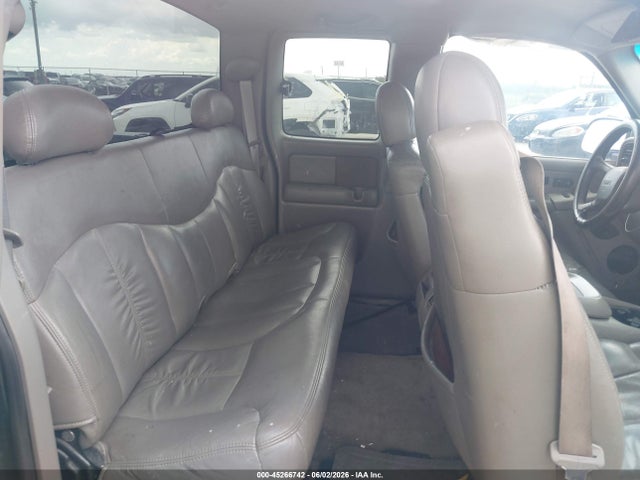 2001 Gmc Sierra 1500 Sle მანქანა იყიდება აუქციონზე, vin: 2GTEC19T711216515, აუქციონის ნომერი: 45266742