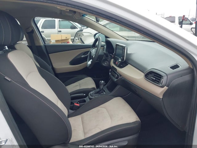 KMHH35LE0LU125104 Hyundai ELANTRA GT