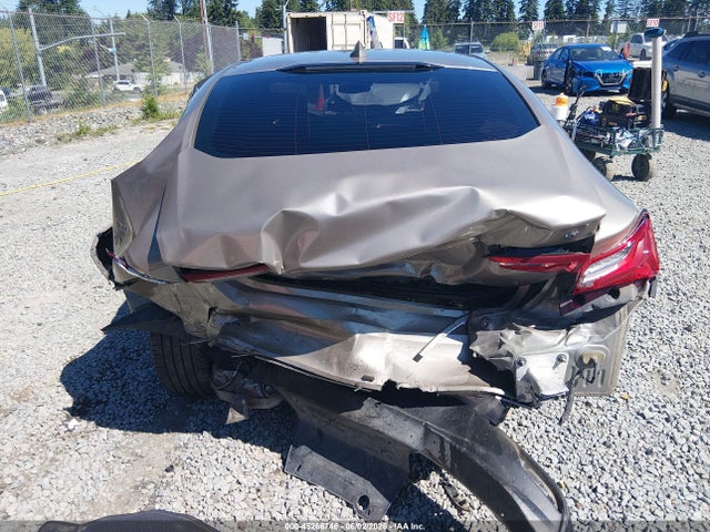 1G1ZE5ST4PF150657 Chevrolet Malibu Fwd 2lt
