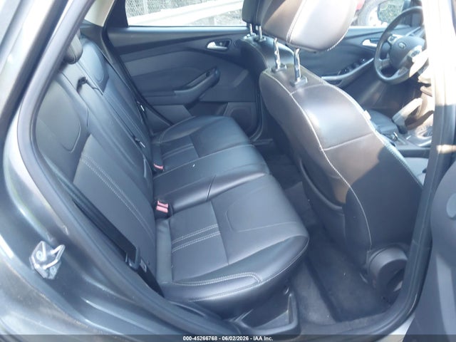Продажа на аукционе авто 2014 Ford Focus Titanium, vin: 1FADP3N25EL319950, номер лота: 45266768