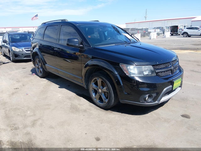 45266780 :رقم المزاد ، 3C4PDDEG6FT660832 vin ، 2015 Dodge Journey R/t مزاد بيع