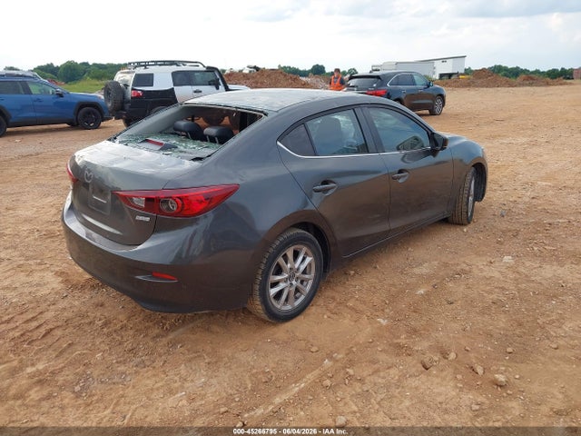 45266795 :رقم المزاد ، 3MZBN1V71HM121325 vin ، 2017 Mazda Mazda3 Touring مزاد بيع