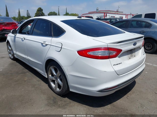 3FA6P0HD7GR202332 Ford FUSION SE