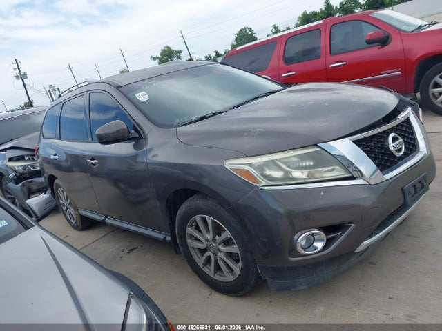 5N1AR2MN8FC612963 Nissan Pathfinder Sv