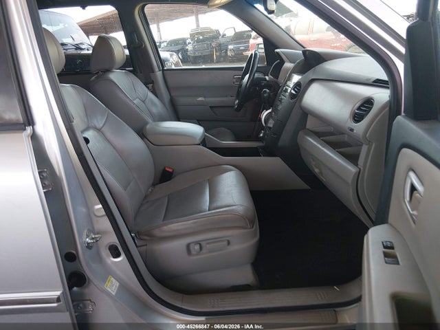 Продаж на аукціоні авто 2011 Honda Pilot Touring, vin: 5FNYF3H95BB045218, номер лоту: 45266847