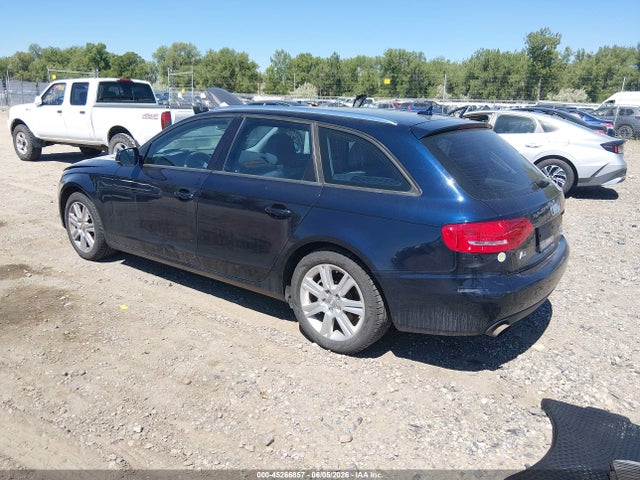Продаж на аукціоні авто 2011 Audi A4 2.0t Premium, vin: WAUSFAFLXBA053555, номер лоту: 45266857