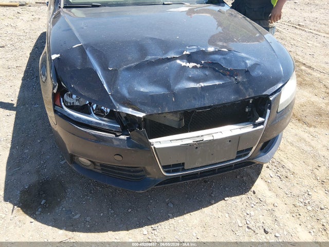 Продаж на аукціоні авто 2011 Audi A4 2.0t Premium, vin: WAUSFAFLXBA053555, номер лоту: 45266857