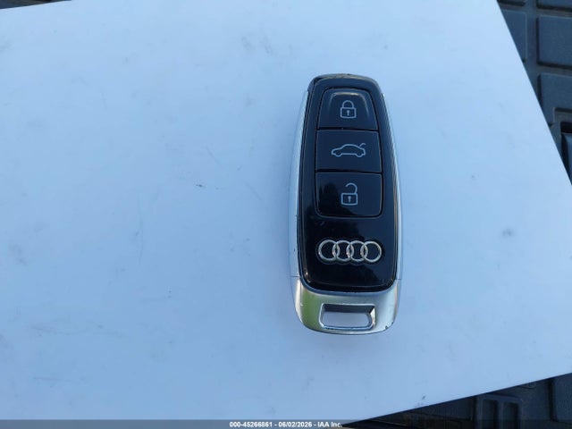 Audi A7 55 Premium 2019 WAUV2AF20KN026745 Image 11