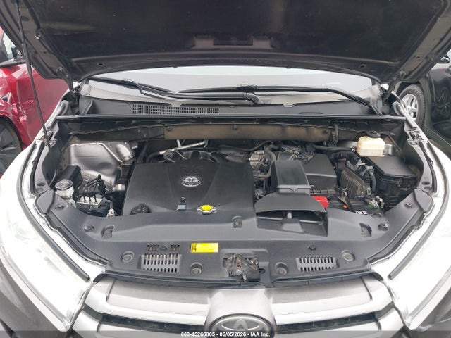5TDZZRFH3HS213189 Toyota Highlander Le Plus