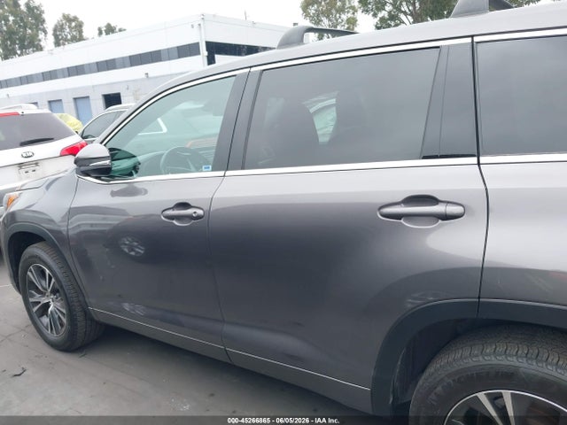 5TDZZRFH3HS213189 Toyota Highlander Le Plus