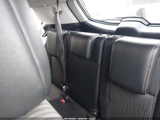 5TDZZRFH3HS213189 Toyota Highlander Le Plus