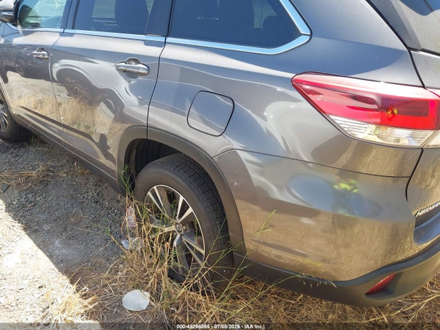 5TDZZRFH3HS213189 Toyota Highlander Le Plus