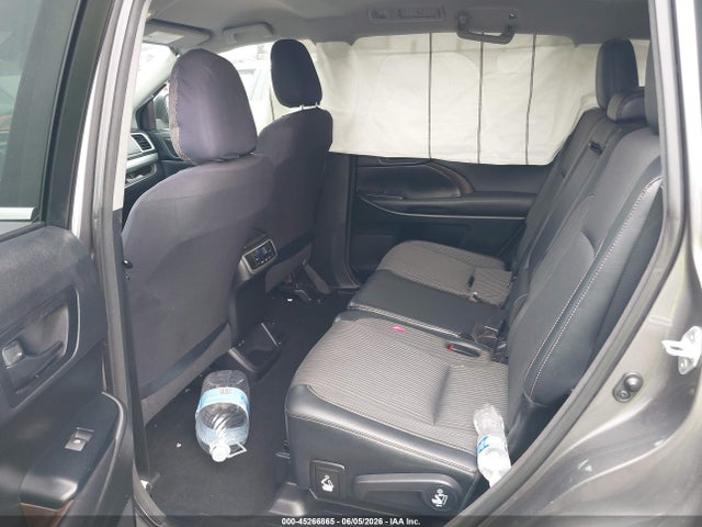 5TDZZRFH3HS213189 Toyota Highlander Le Plus