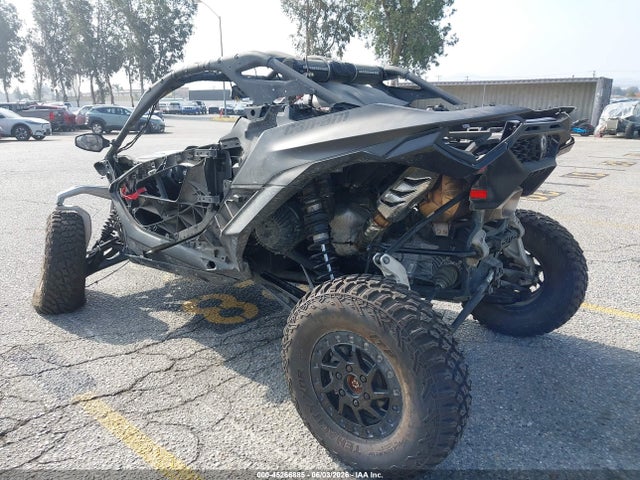 45266885 :رقم المزاد ، 3JB8XAT28RE001566 vin ، 2024 Can-am Maverick R X Rs مزاد بيع