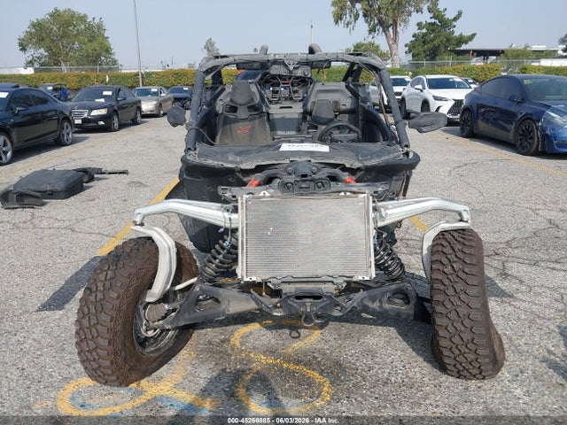 45266885 :رقم المزاد ، 3JB8XAT28RE001566 vin ، 2024 Can-am Maverick R X Rs مزاد بيع
