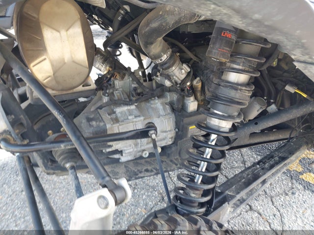 45266885 :رقم المزاد ، 3JB8XAT28RE001566 vin ، 2024 Can-am Maverick R X Rs مزاد بيع