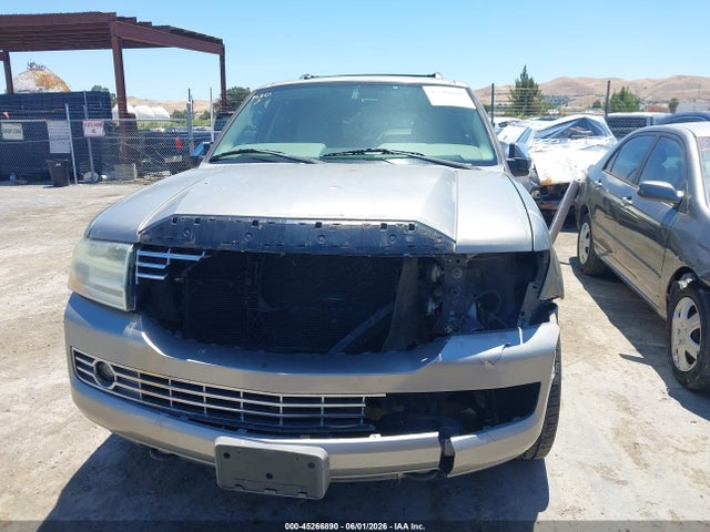 45266890 :رقم المزاد ، 5LMFU28568LJ11035 vin ، 2008 Lincoln Navigator مزاد بيع