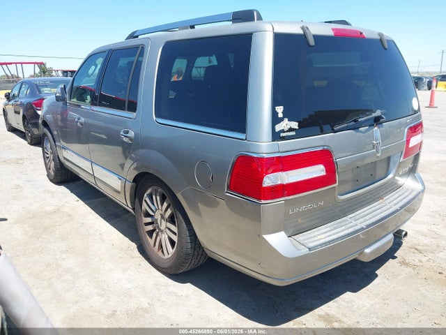 45266890 :رقم المزاد ، 5LMFU28568LJ11035 vin ، 2008 Lincoln Navigator مزاد بيع