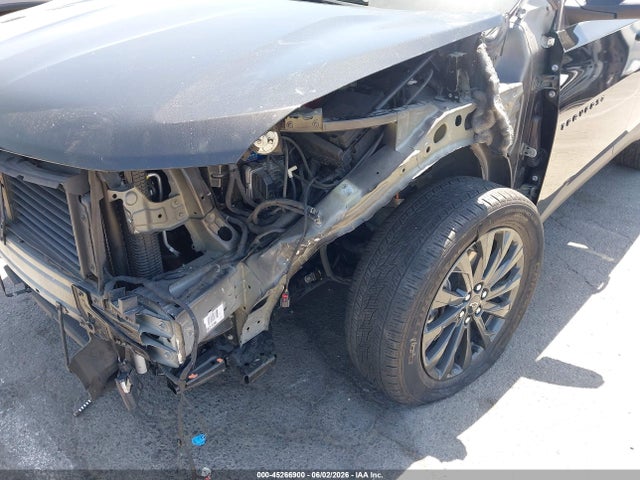 1GNERJKW2NJ182473 Chevrolet Traverse Fwd Rs