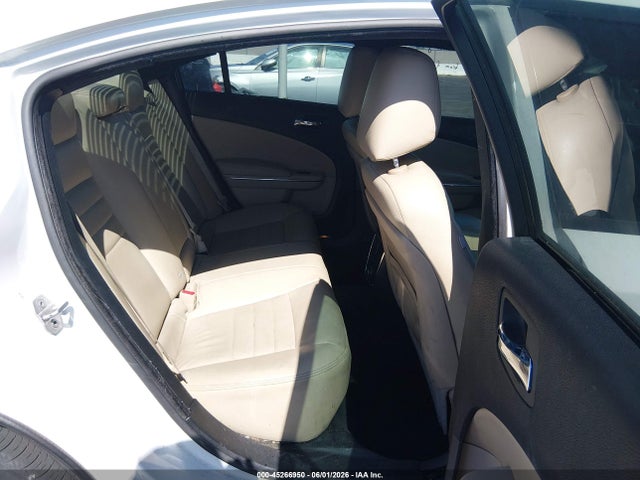2011 Dodge Charger მანქანა იყიდება აუქციონზე, vin: 2B3CL3CG0BH585032, აუქციონის ნომერი: 45266950