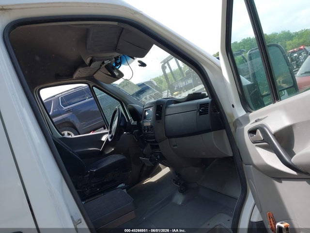 Продаж на аукціоні авто 2014 Mercedes-benz Sprinter 2500 High Roof, vin: WD3PE8DE0E5901152, номер лоту: 45266951